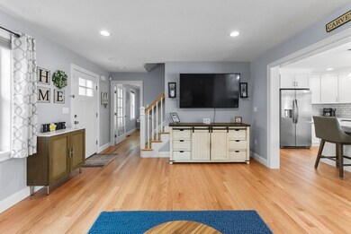 52 Center St, Carver, MA 02330 - photo 6