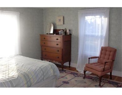 12 Utica St unit 12, Lexington, MA 02420 - photo 6