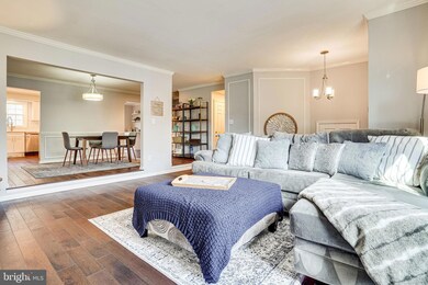 6821 Wild Rose Ct, Springfield, VA 22152 - photo 3