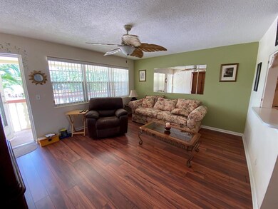 307 Camden M unit 307, West Palm Beach, FL 33417 - photo 3