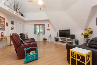 5065 Areca Palm St-13