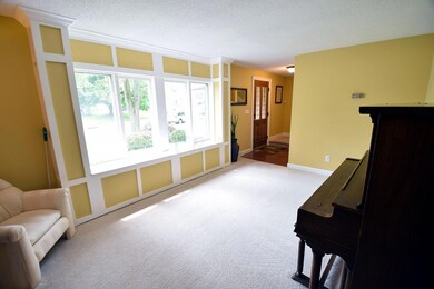 5 Living Room