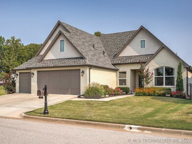 610 Fairway Dr, Broken Arrow, OK 74011 - photo 2