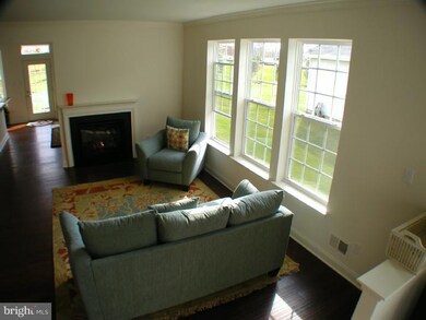 12 Hylton Rd, Swedesboro, NJ 08085 - photo 5