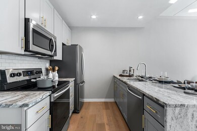 60 N 23rd St unit 302, Philadelphia, PA 19103 - photo 2