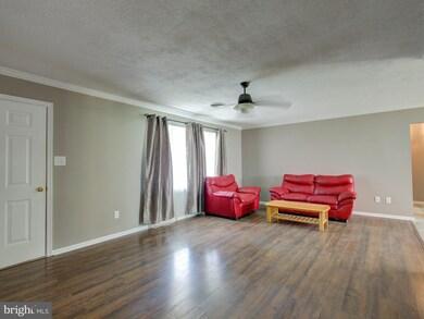 303 Chenoweth Dr, Bunker Hill, WV 25413 - photo 3