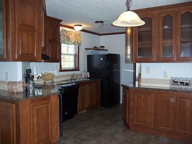 124 W Main St unit 13, Merrimac, MA 01860 - photo 6