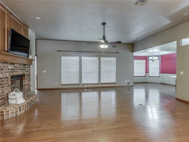 925 Goshawk Dr, Norman, OK 73072 - photo 6