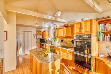 1912 Day Island Blvd W, University Place, WA 98466 - photo 6