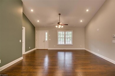 477 Dawson Miller Rd, Asheboro, NC 27205 - photo 4