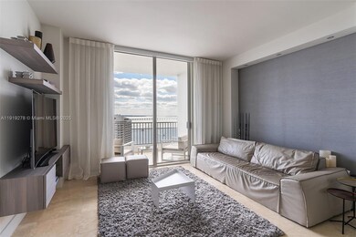 Courvoisier Courts unit PH-11, Miami, FL 33131 - photo 3