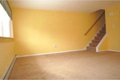 318 Glenwood Cir, Darby, PA 19023 - photo 6