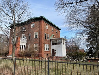 139 Berkeley St, Lawrence, MA 01841 - photo 2