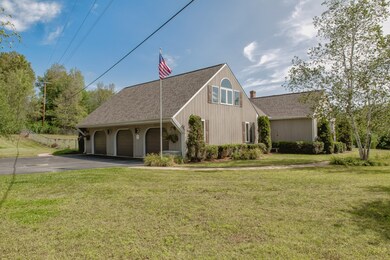 447 Loring Rd, Barre, MA 01005 - photo 3