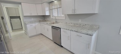 35527 Springvale St, Farmington Hills, MI 48331 - photo 5