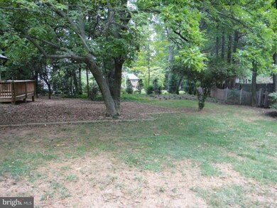 11113 Waycroft Way, Rockville, MD 20852 - photo 3