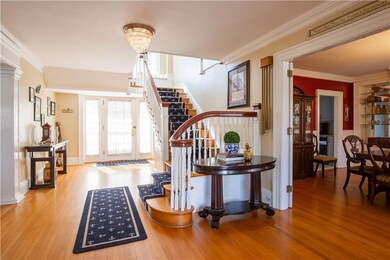 28 W Main Rd, Middletown, RI 02842 - photo 6