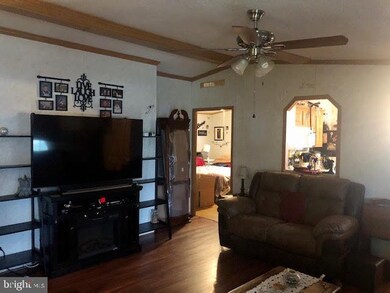 110 Ritz Ave, Reading, PA 19606 - photo 5