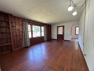 828 Vernon Ave, Farmington, MO 63640 - photo 4