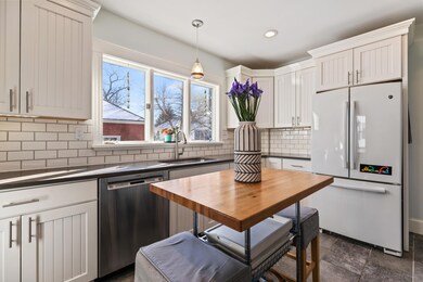 32 MacHigonne St, Portland, ME 04102 - photo 6