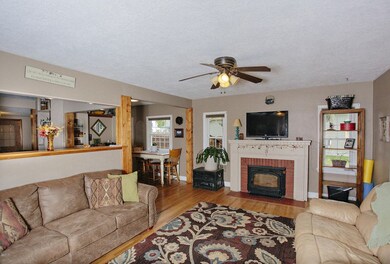 Moore.S.3rd.LivingRoom