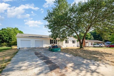 105 Rockledge Dr, Gastonia, NC 28052 - photo 3