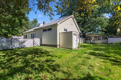 68 Richardson St, Rochester, NH 03867 - photo 3