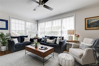 Spacious living room