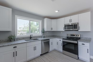 Kitchen (2)-FULL