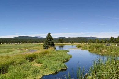 17633 Loon Ln unit 19, Sunriver, OR 97707 - photo 2