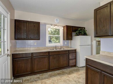 7519 Dogwood Rd, Sykesville, MD 21784 - photo 5