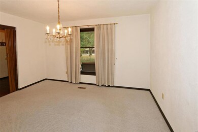 Separate formal dining room.