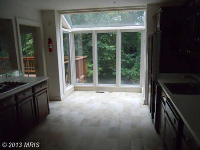 11812 Bishops Content Rd, Bowie, MD 20721 - photo 4