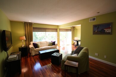 Living Room w/ Gorgeous Views