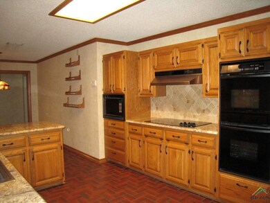 415 Princeton Dr, Tyler, TX 75703 - photo 6