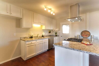 Kitchen_2