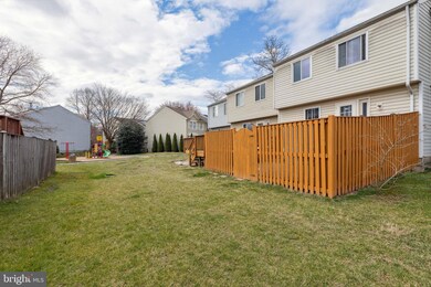 12506 Coral Grove Place, Germantown, MD 20874 - photo 5