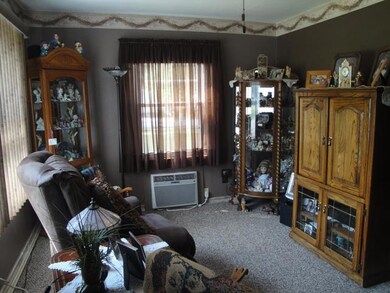 902 Hills Chapel Rd, Manchester, TN 37355 - photo 3