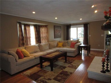 29 Blossom Ct, Warwick, RI 02886 - photo 5