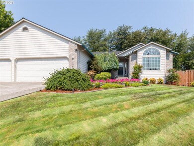 365 SW 18th St, Troutdale, OR 97060 - photo 2