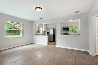 04-Dining Room