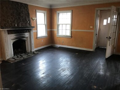 Living room off entry