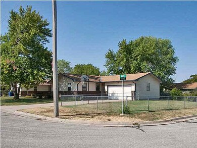 Corner Lot