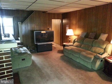 107 Amity St, Reading, PA 19601 - photo 2