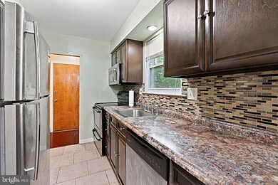 157 N Wycombe Ave, Lansdowne, PA 19050 - photo 6