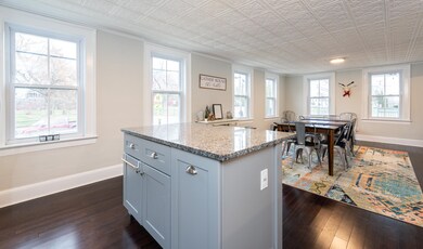 9 Mount Pleasant St, Nashua, NH 03064 - photo 5