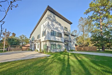 9002 Kelburn Dr unit A, Houston, TX 77016 - photo 4