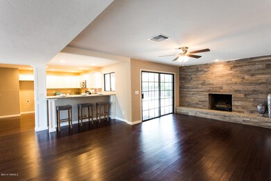 Kitchen/Living Room