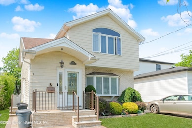 147 Howton Ave, Staten Island, NY 10308 - photo 7