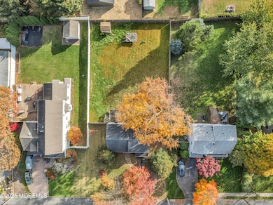 55 Spruce Dr, Shrewsbury, NJ 07702 - photo 4